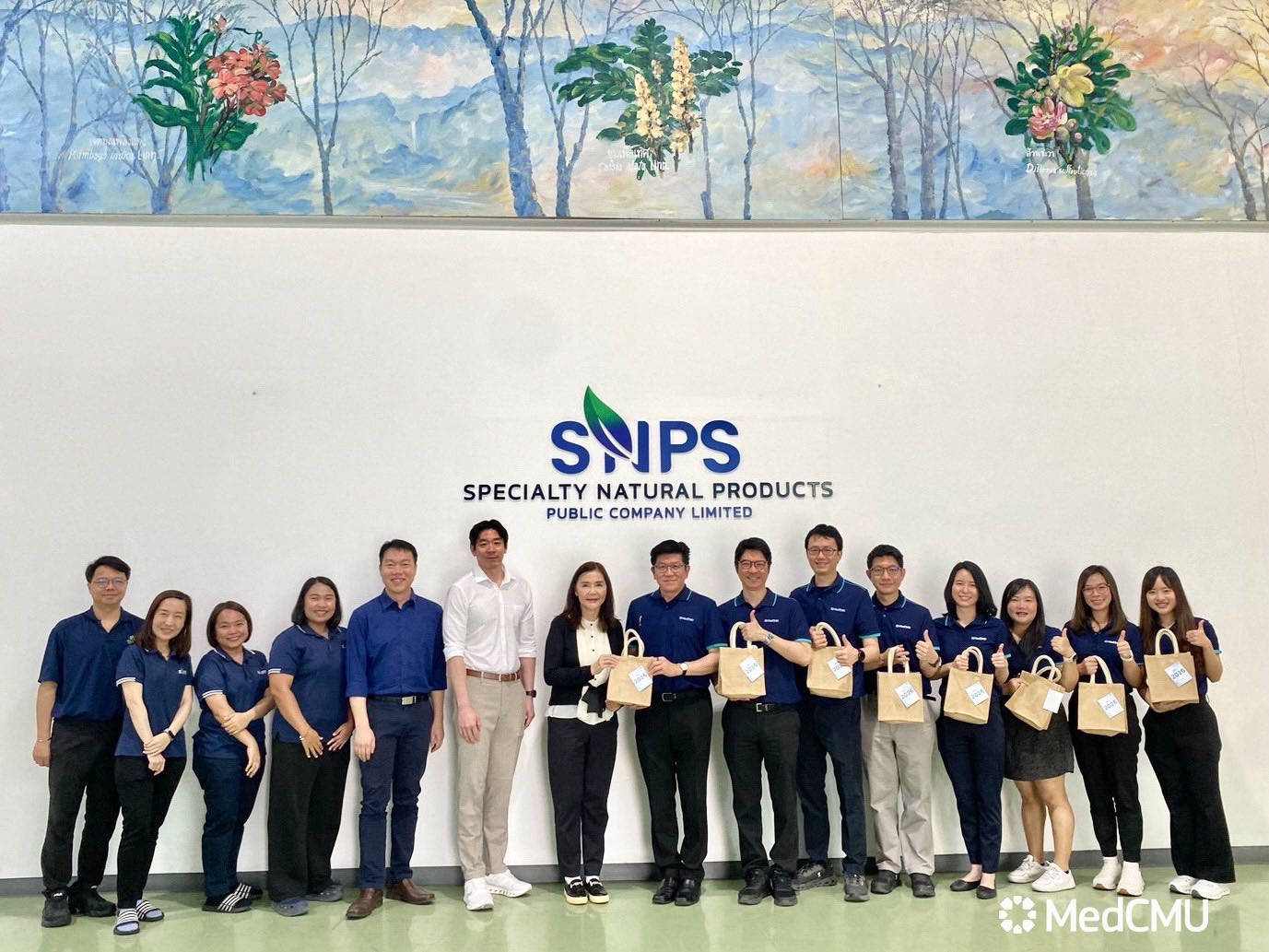 ❇️ คณะผู้บริหาร คณะแพทยศาสตร์ มหาวิทยาลัยเชียงใหม่ เข้าศึกษาดูงานการพัฒนาผลิตภัณฑ์สุขภาพจากงานวิจัยสู่เชิงพาณิชย์ (Research-to-Market)